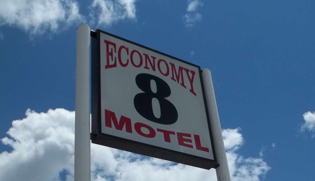 Economy Inn Mccook Exterior photo